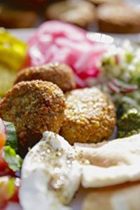 Girl Meets Farm – S04E06 – Falafel Night