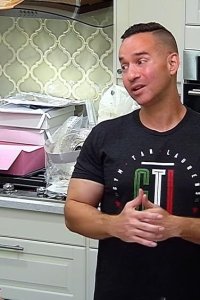 Jersey Shore: Family Vacation – S03E16 – Psychic Larges