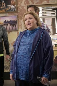 Champions – S01E03 – Lumps