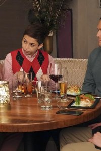 Champions – S01E04 – My Fair Uncle