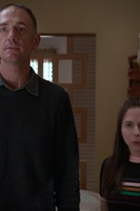 Alone Together – S02E04 – Murder House