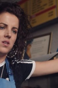 Derry Girls – S01E02 – Episode #1.2