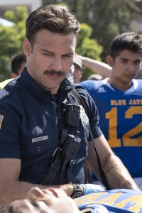 9-1-1 – S08E04 – No Place Like Home