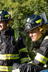 9-1-1 – S08E08 – Wannabes