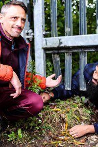 Man Like Mobeen – S03E04 – Boys in the Wood
