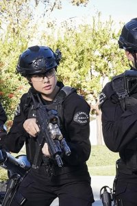 S.W.A.T. – S06E12 – Addicted