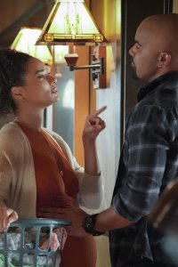 S.W.A.T. – S06E17 – Stockholm