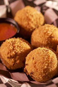 Late Nite Eats – S01E05 – Providence