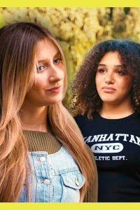Chicken Girls – S11E01 – Claire’s hidden secrets