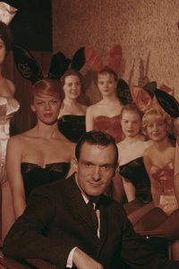 American Playboy: The Hugh Hefner Story – S01E04 – Members Only: The Playboy Club