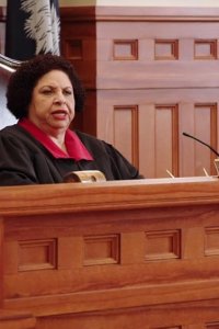Trial & Error – S01E04 – An Unwelcome Distraction