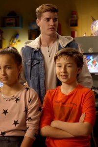 Hunter Street – S01E12 – The Red Diamond