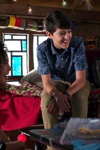 Andi Mack – S01E02 – Outside the Box