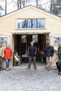 Maine Cabin Masters – S09E06 – Sweet Holiday Special