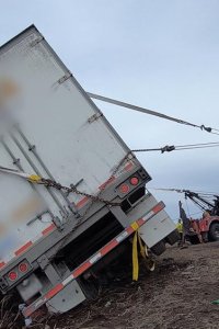 Heavy Rescue: 401 – S06E11 – We’re In Trouble Here Now
