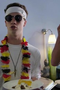 Chasing Cameron – S01E03 – Cam’s Big Crush