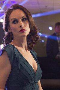 Good Behavior – S01E04 – Your Mama Had a Hard Night