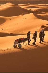 Mars – S01E02 – Grounded