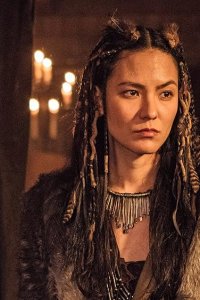 Frontier – S01E05 – The Disciple