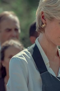 The Crown – S06E02 – Two Photographs