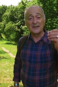 Britain’s Ancient Tracks with Tony Robinson – S02E02 – Offa’s Dyke