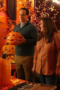 American Housewife – S04E05 – The Maze