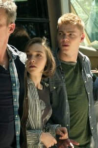 Aftermath – S01E05 – A Clatter and a Chatter