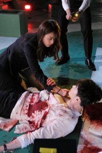 W – Du gaeui segye – S01E01 – Oh Sung Moo Has Disappeared!