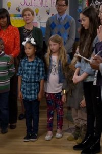 Bizaardvark – S02E11 – Science (Un)Fair