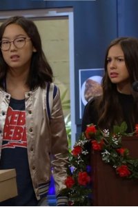 Bizaardvark – S02E22 – Her, Me, and Hermie