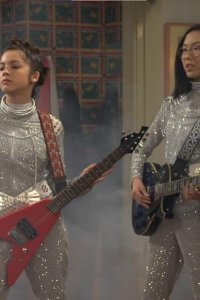 Bizaardvark – S03E09 – Who is Horse Face Guy?