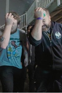 Flophouse – S01E05 – Can Crushing at the Hangar