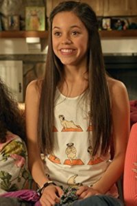 Stuck in the Middle – S02E15 – Stuck with a Dangerous House