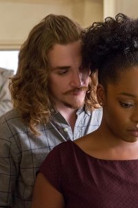 Outsiders – S02E09 – Loyal to the Bone