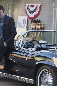 Lucifer – S02E01 – Everything’s Coming Up Lucifer