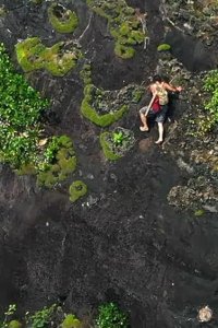 Primal Survivor – S06E03 – Escape the Amazon: Peaks of Peril