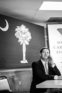 The Circus: Inside the Greatest Political Show on Earth – S01E01 – The Outsiders