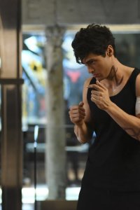 Shadowhunters – S01E09 – Rise Up