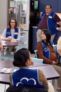 Superstore – S04E21 – Sandra’s Fight