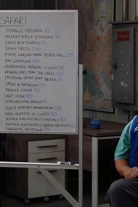 Superstore – S05E20 – Customer Safari