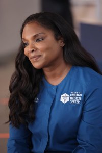 Chicago Med – S09E04 – These Are Not the Droids You Are Looking For