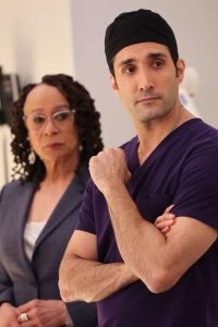 Chicago Med – S09E07 – Step on a Crack and Break Your Mother’s Back