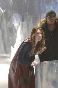 Supergirl – S01E15 – Solitude