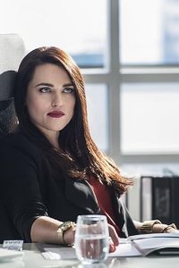 Supergirl – S02E01 – The Adventures of Supergirl