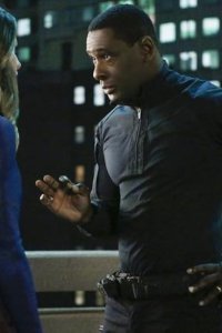 Supergirl – S02E11 – The Martian Chronicles