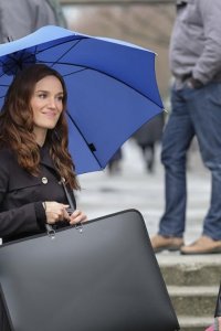 Supergirl – S02E17 – Distant Sun