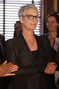 Scream Queens – S01E13 – The Final Girl(s)