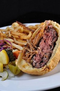 Burgers, Brew and ‘Que – S02E11 – Deep-Fried Comfort Creations