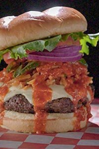 Burgers, Brew and ‘Que – S04E02 – Smoked Whole Hog