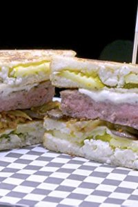Burgers, Brew and ‘Que – S05E02 – Build Your Own Burger